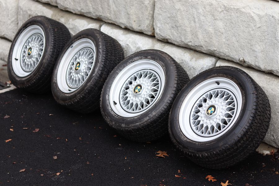 88 BMWM62 - 12 88 BMWM62 - 12