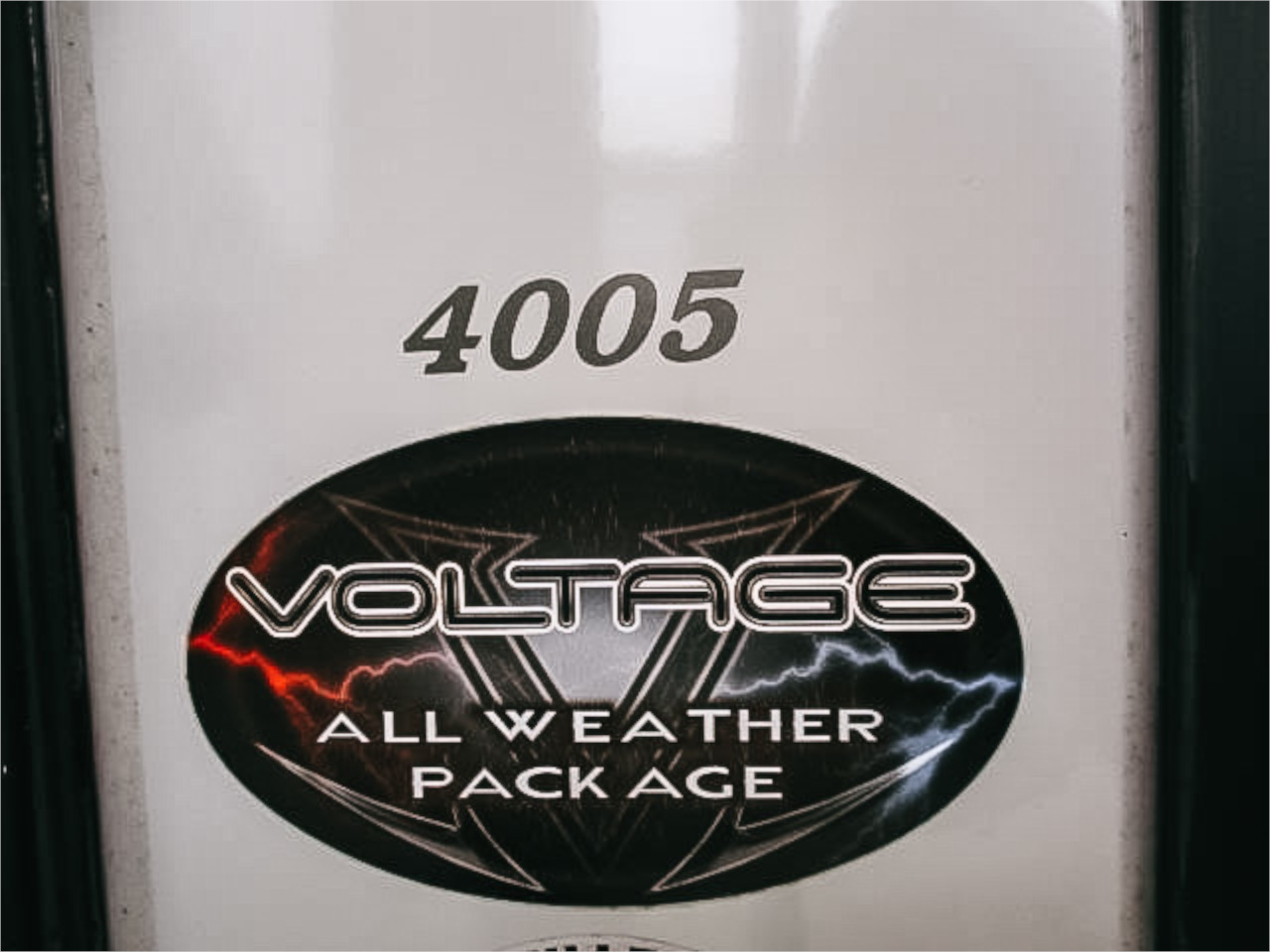 18 DV4005 - 4 18 DV4005 - 4