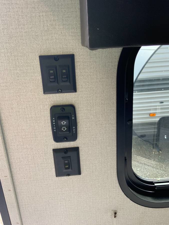 20 KH29LHS - 22 20 KH29LHS - 22