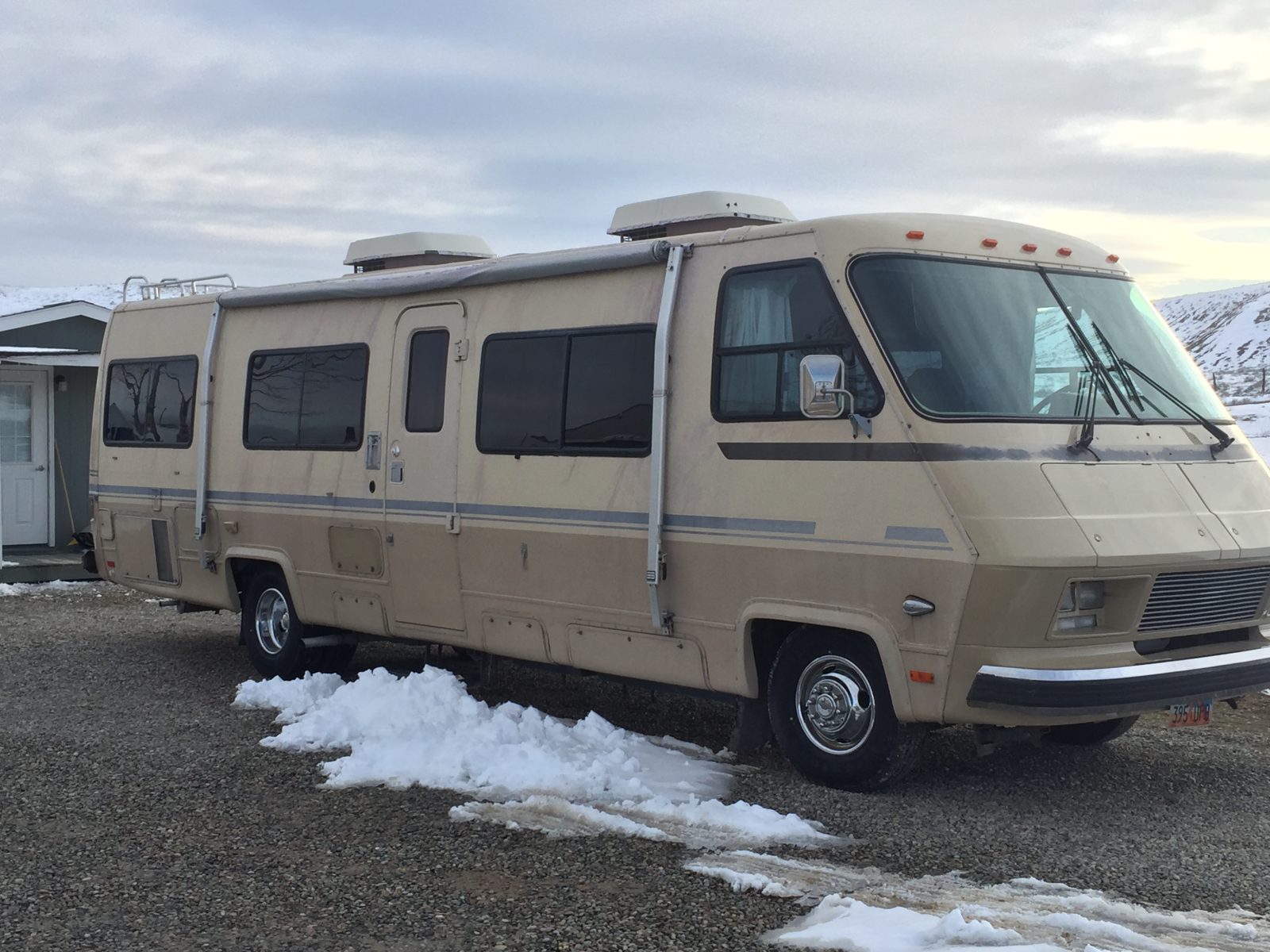 1985 Pace Arrow Eleganza 11,000 *Reduced for Quick Sale* Auto
