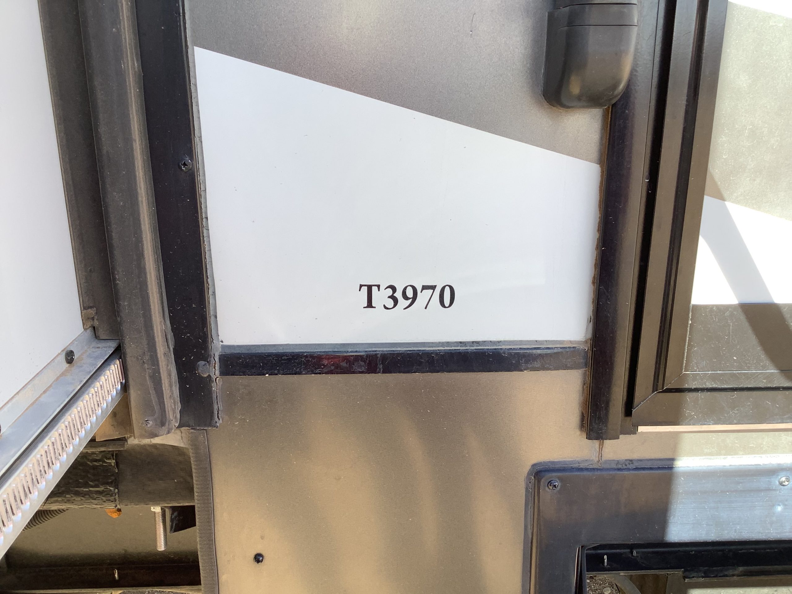 15 ET - 3 15 ET - 3