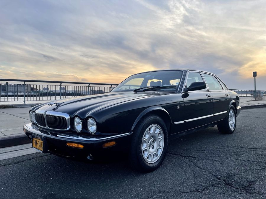 99 JXJ8 - 1 99 JXJ8 - 1