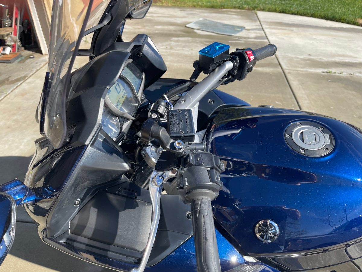 06 YFJR1300 - 11 06 YFJR1300 - 11