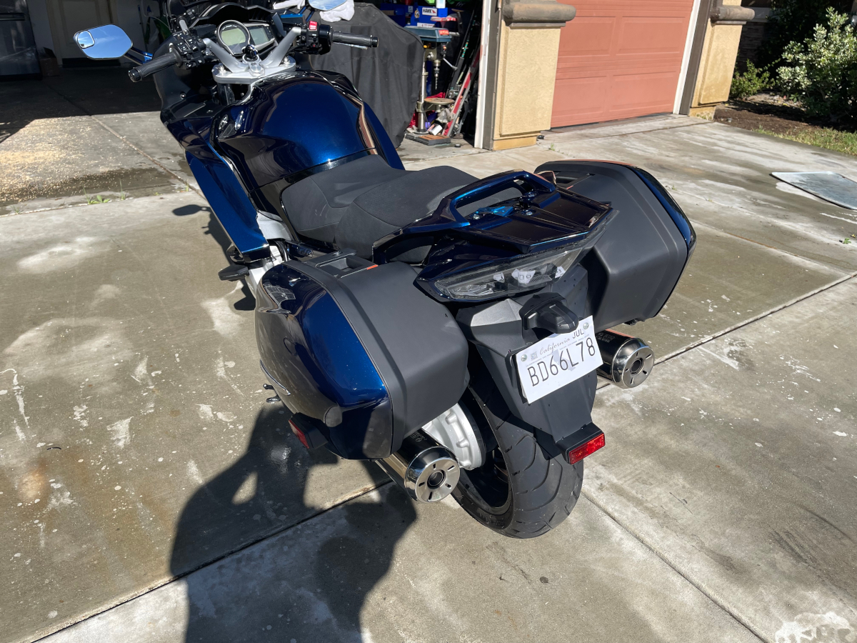06 YFJR1300 - 8 06 YFJR1300 - 8