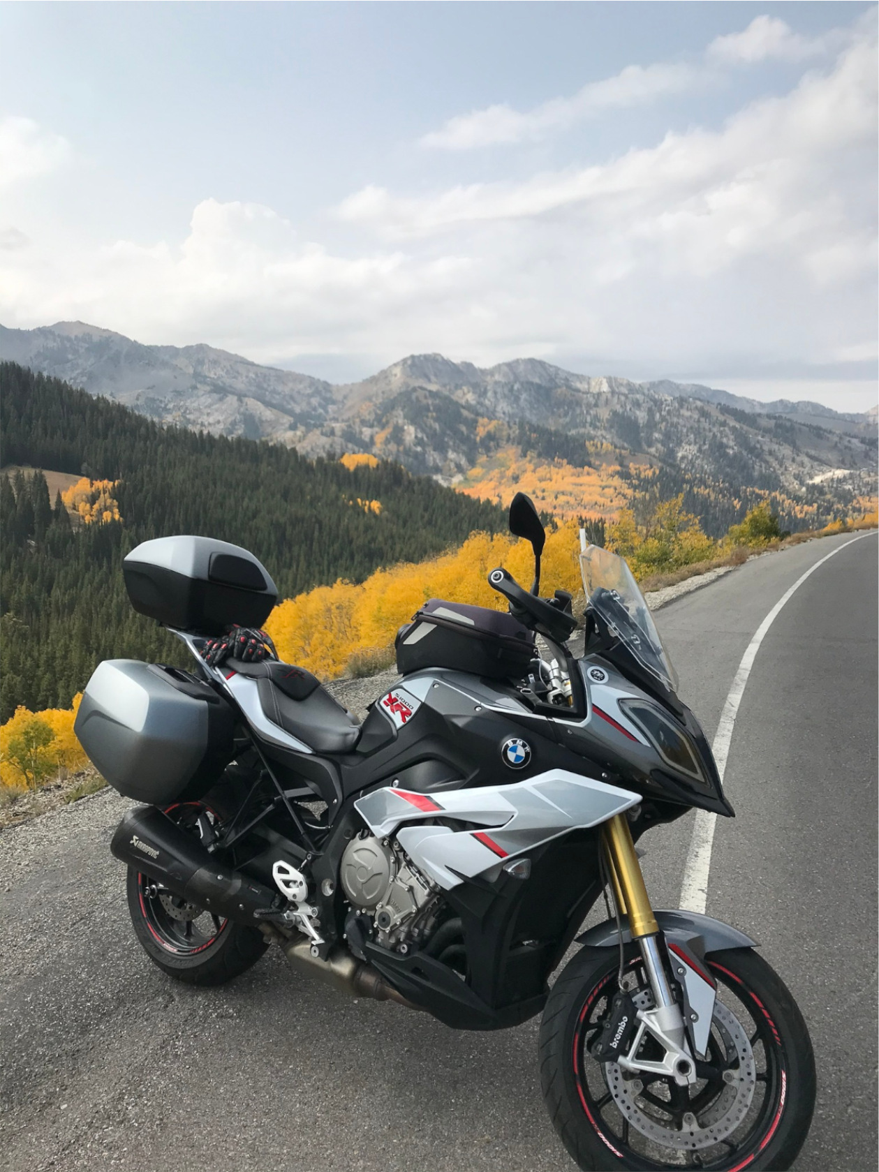 16 BMWS1000XR - 15 16 BMWS1000XR - 15