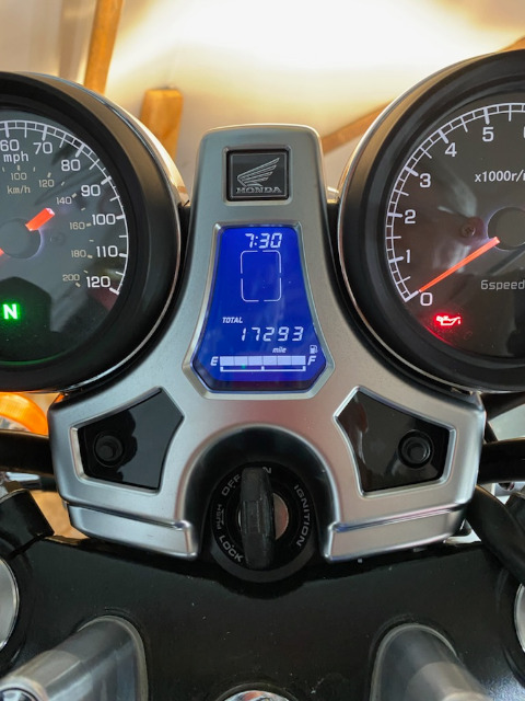14 HCB1100 - 3 14 HCB1100 - 3
