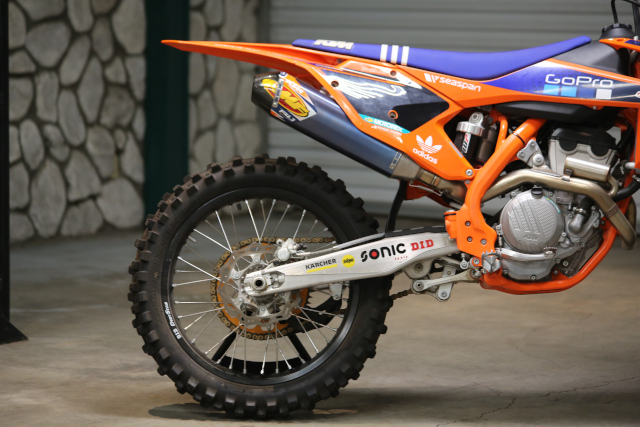 17 KTM250SXF - 2 17 KTM250SXF - 2