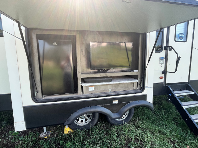 18 KSL3550FWMLS - 4 18 KSL3550FWMLS - 4