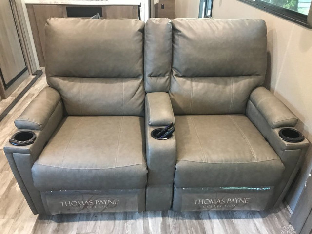 21 GDI3100RD - 12 21 GDI3100RD - 12