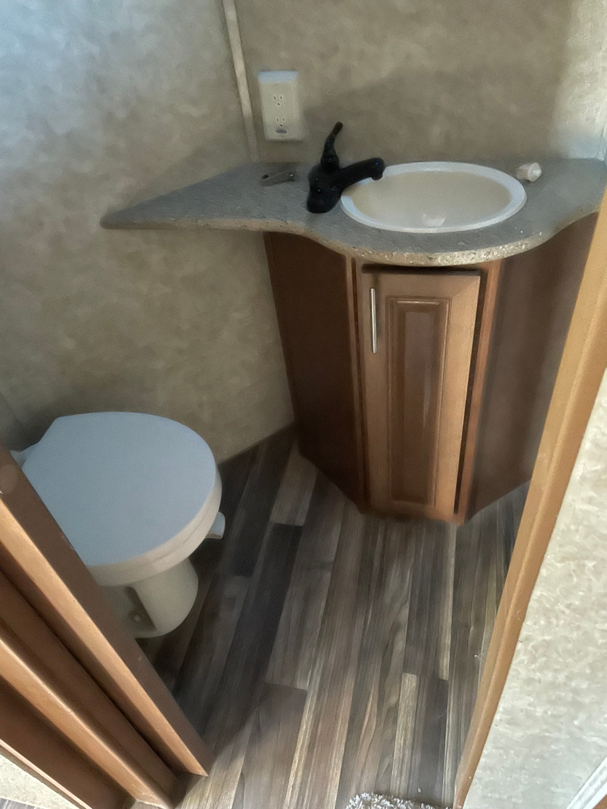 17 HROR3X427BHSg - 17