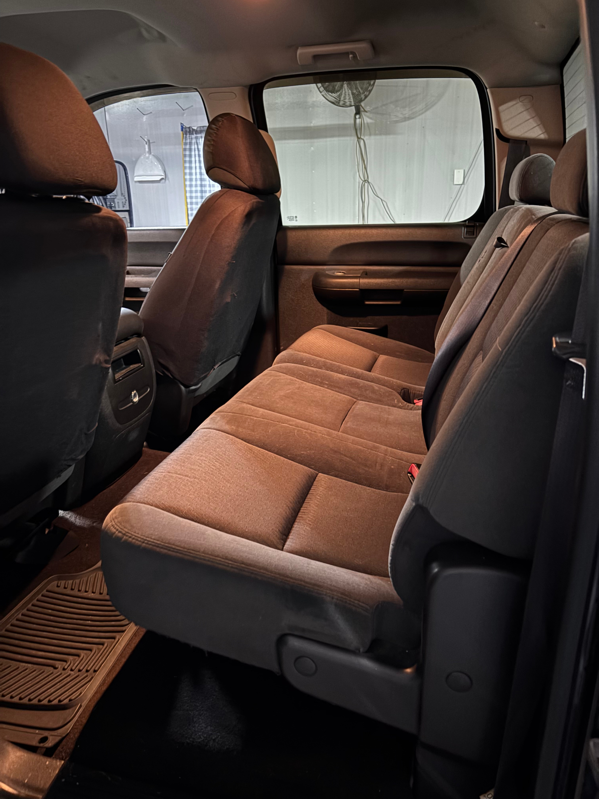 08 C2500Db - 8