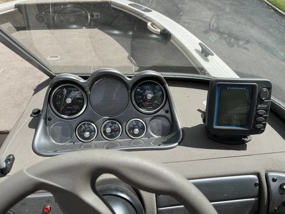 08 C1800M - 8