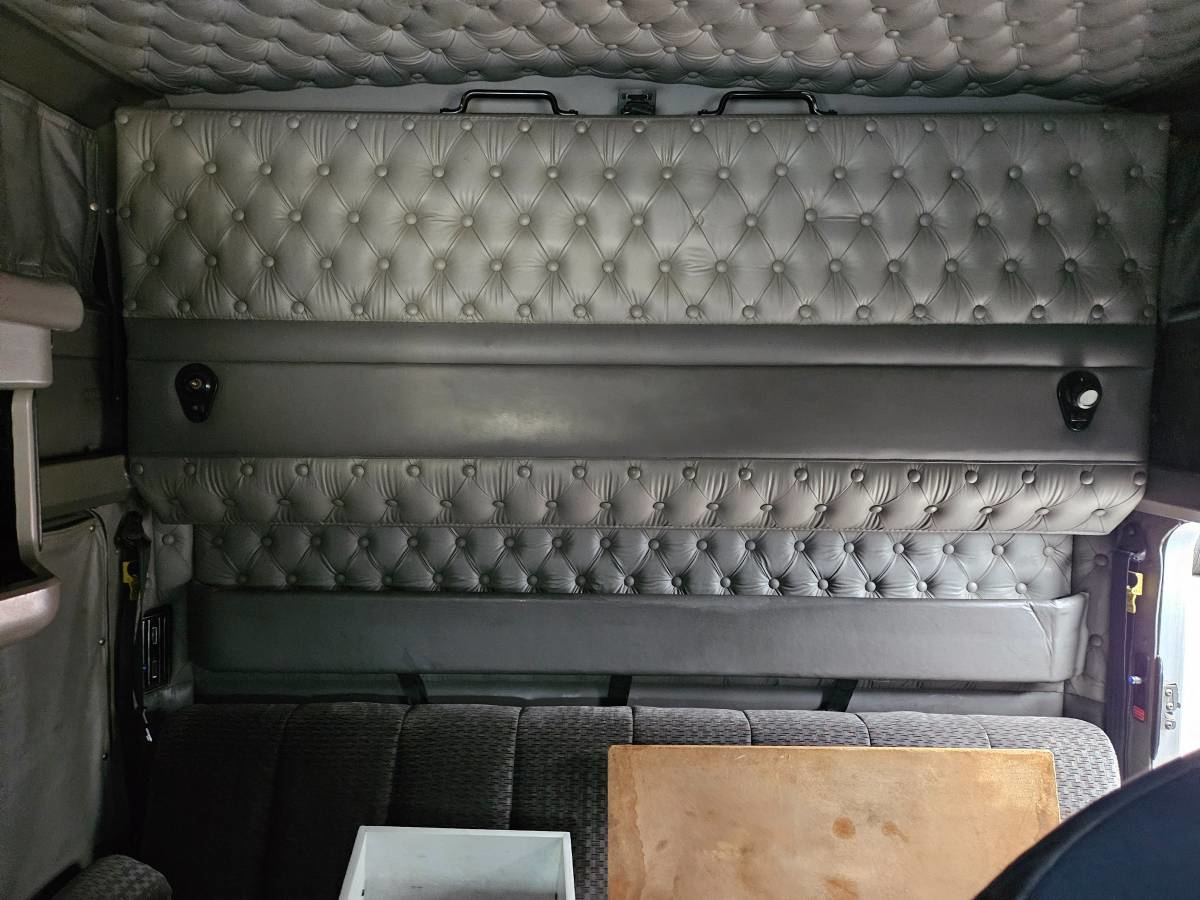 06 KW900Lb - 12