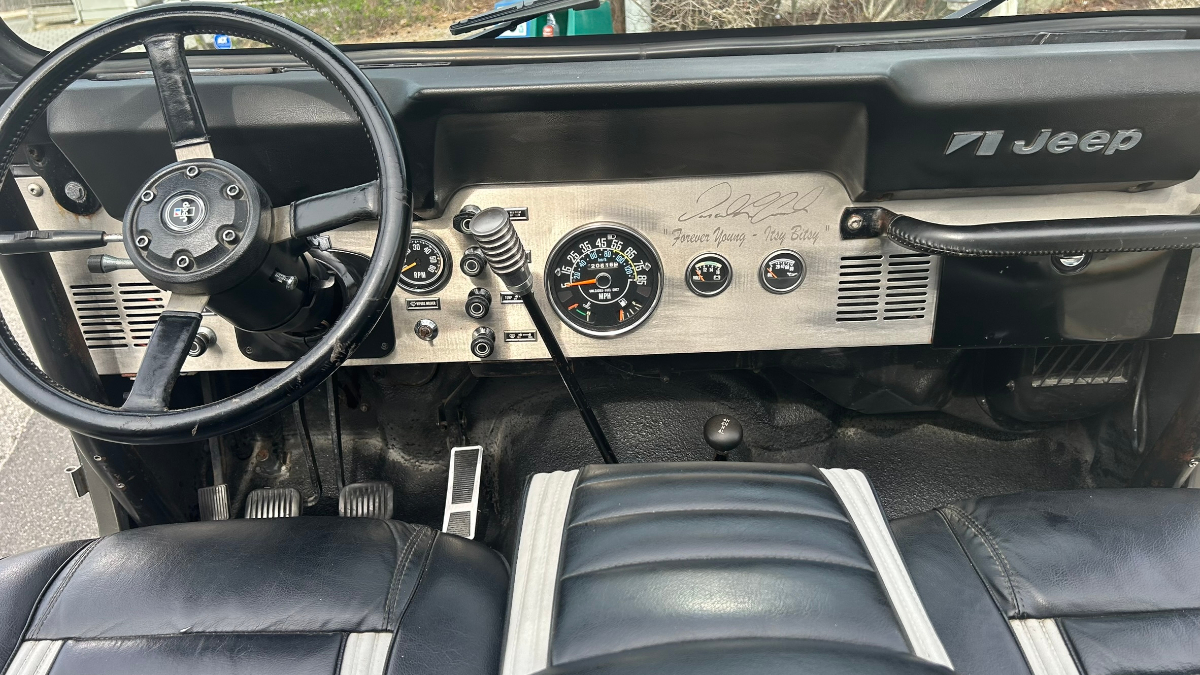 77 JWg - 10