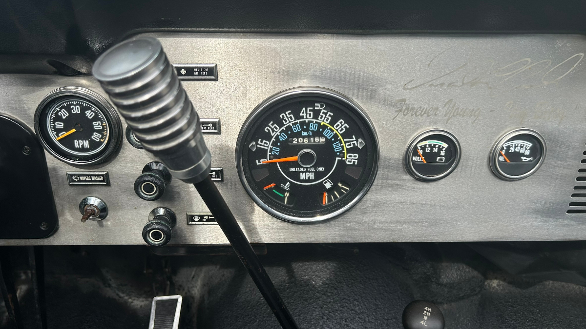 77 JWg - 13