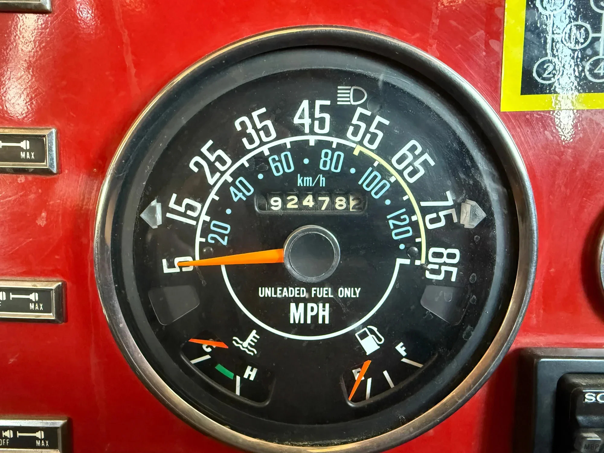 84 JCJ7r - 11