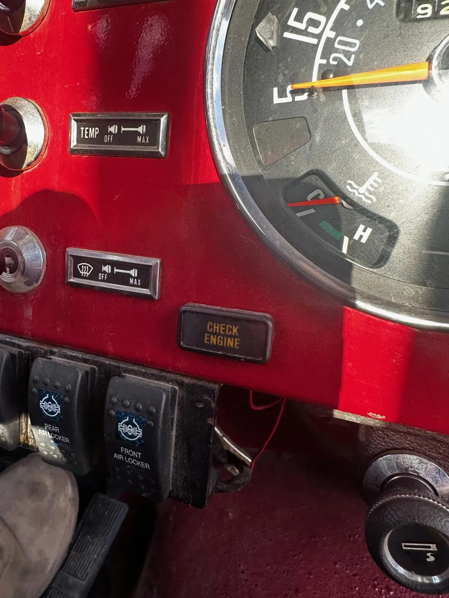 84 JCJ7r - 13